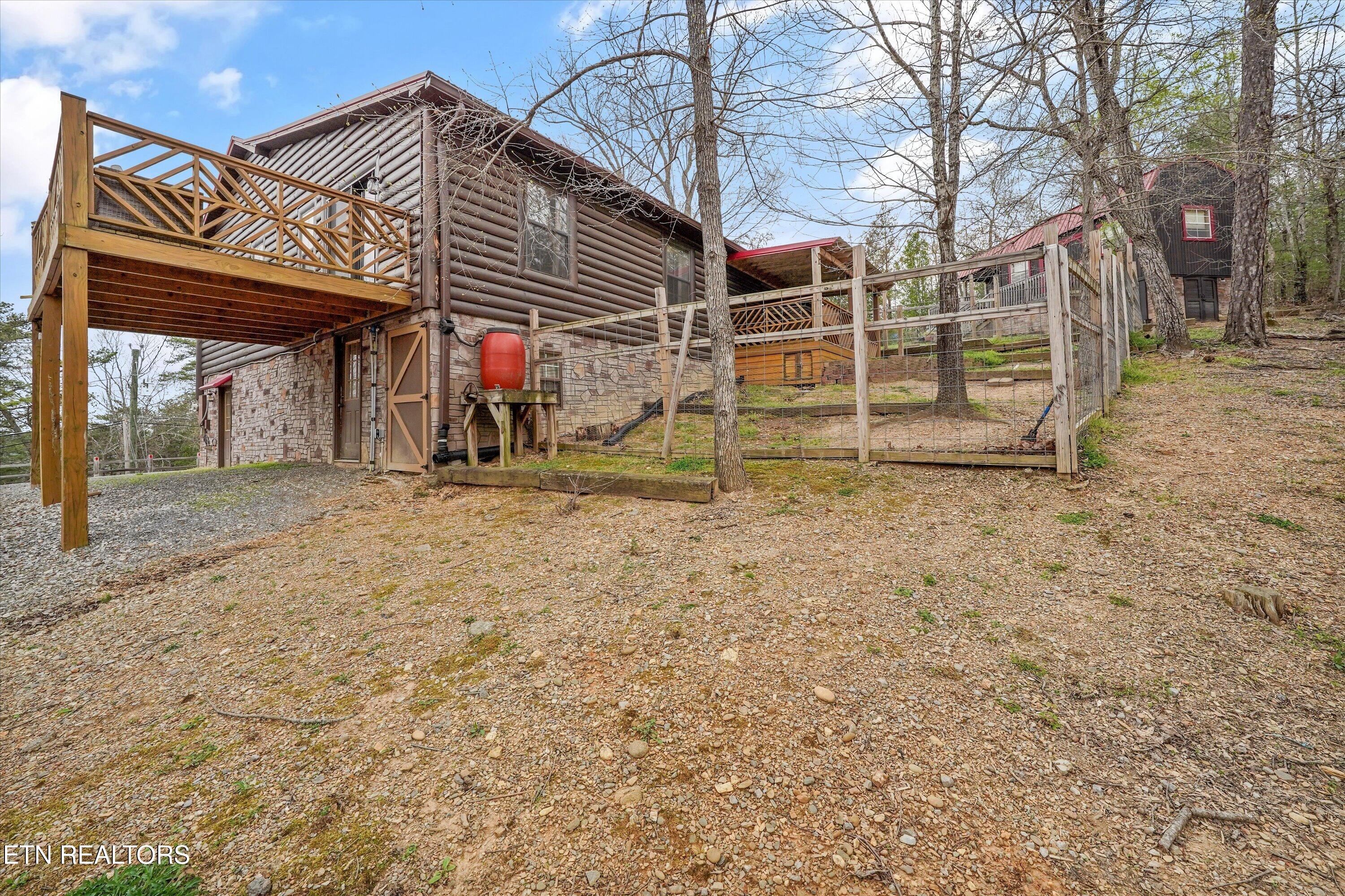 831 Lloyd Huskey Road Pigeon Forge, TN 37863 - Photo 33 of 38 9-831 Lloyd Huskey Rd09