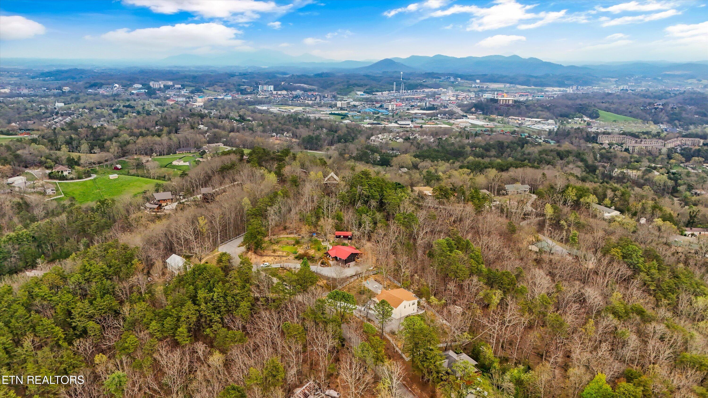 831 Lloyd Huskey Road Pigeon Forge, TN 37863 - Photo 35 of 38 25-831 Lloyd Huskey Rd 24