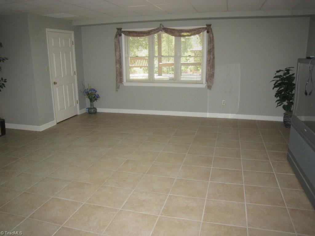 3220 Cross Tree Road Winston-Salem, NC 27106 - Photo 15 of 27
