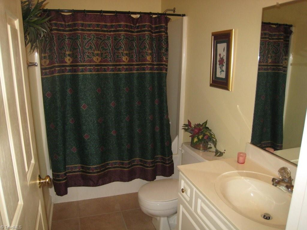 3220 Cross Tree Road Winston-Salem, NC 27106 - Photo 17 of 27
