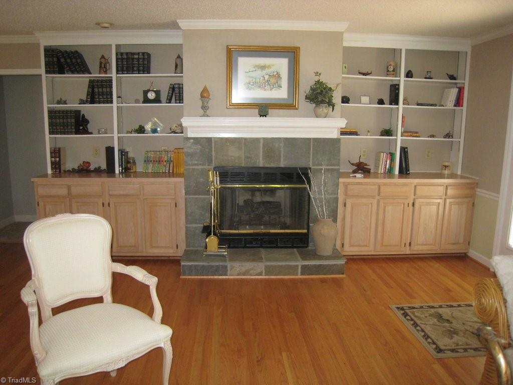 3220 Cross Tree Road Winston-Salem, NC 27106 - Photo 3 of 27