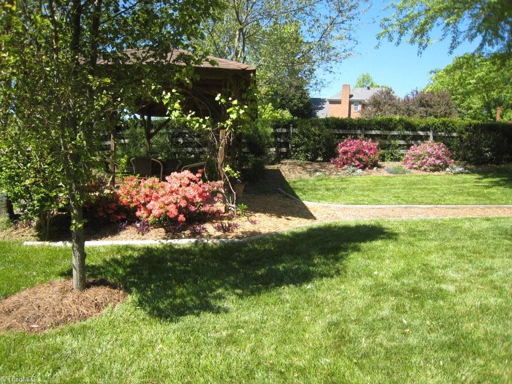 3220 Cross Tree Road Winston-Salem, NC 27106 - Photo 24 of 27