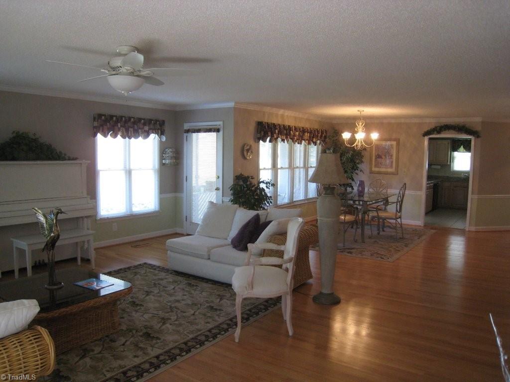 3220 Cross Tree Road Winston-Salem, NC 27106 - Photo 7 of 27