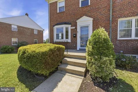 $285,000 | 1733 White Oak Avenue, Parkville, MD 21234
