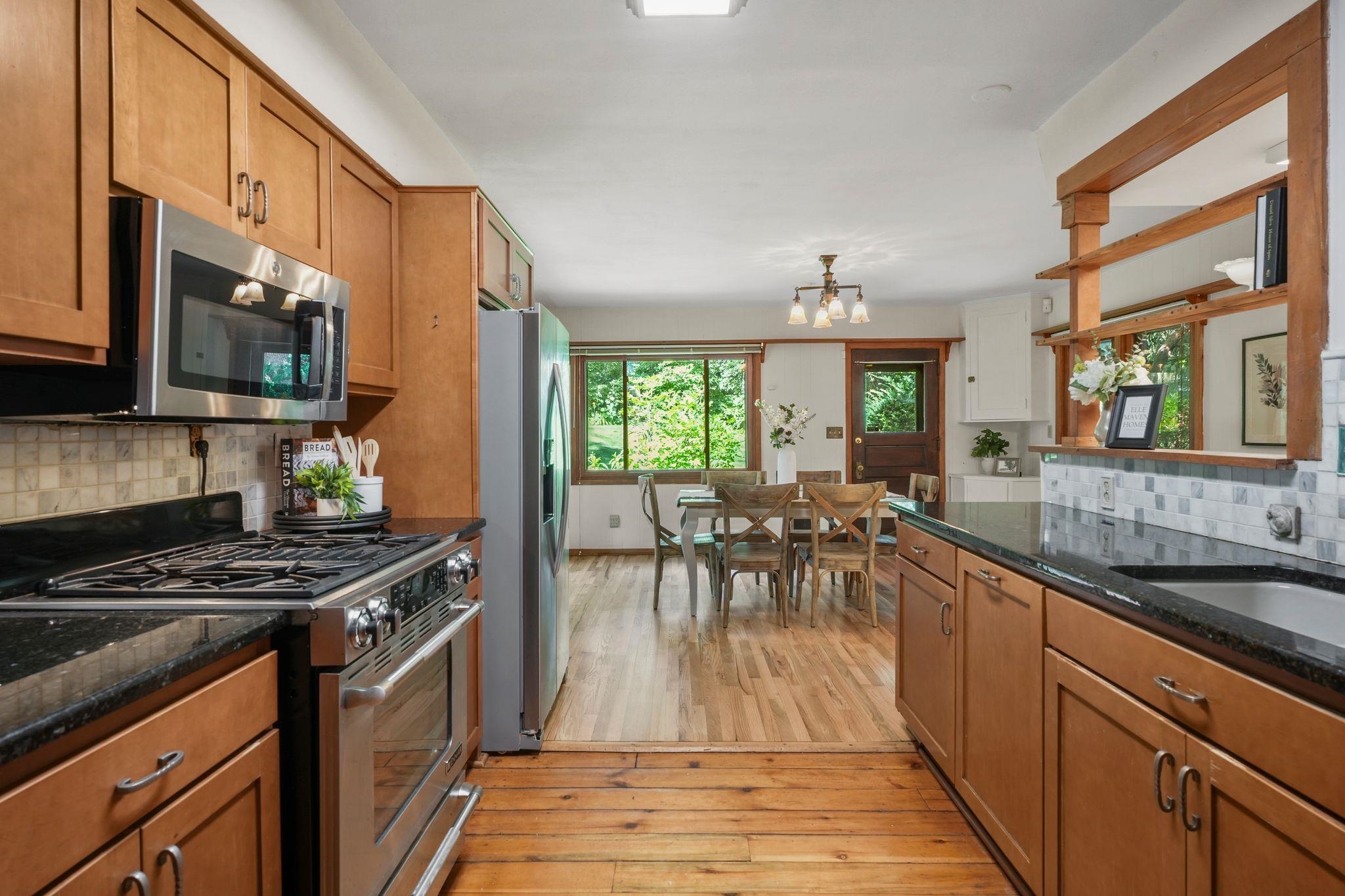 1210 Sweetbriar Road Madison, WI 53705 - Photo 12 of 86