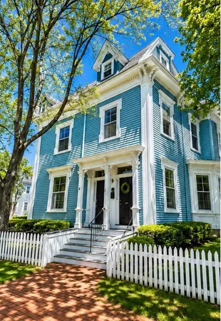 $1,950 | 4 Saunders Street, Unit 3R, Salem, MA 01970