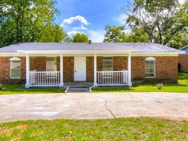 $1,350 | 2824 Meadowbrook Drive, Augusta, GA 30906