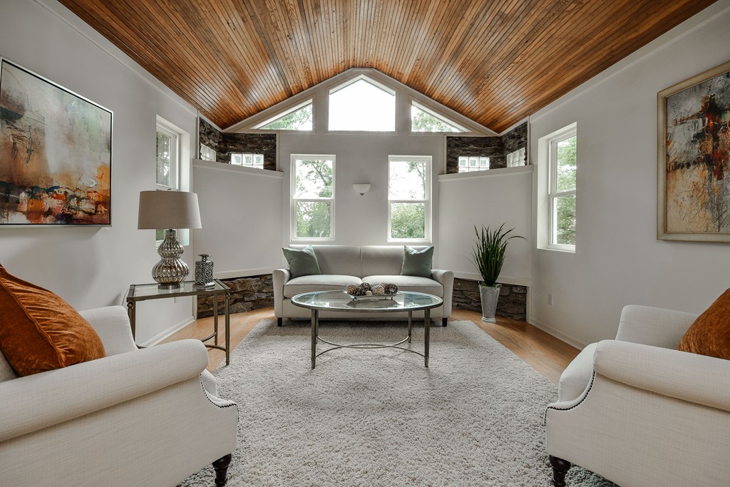 749 Edmands Road Framingham, MA 01701 - Photo 3 of 30 Gallery Image 3
