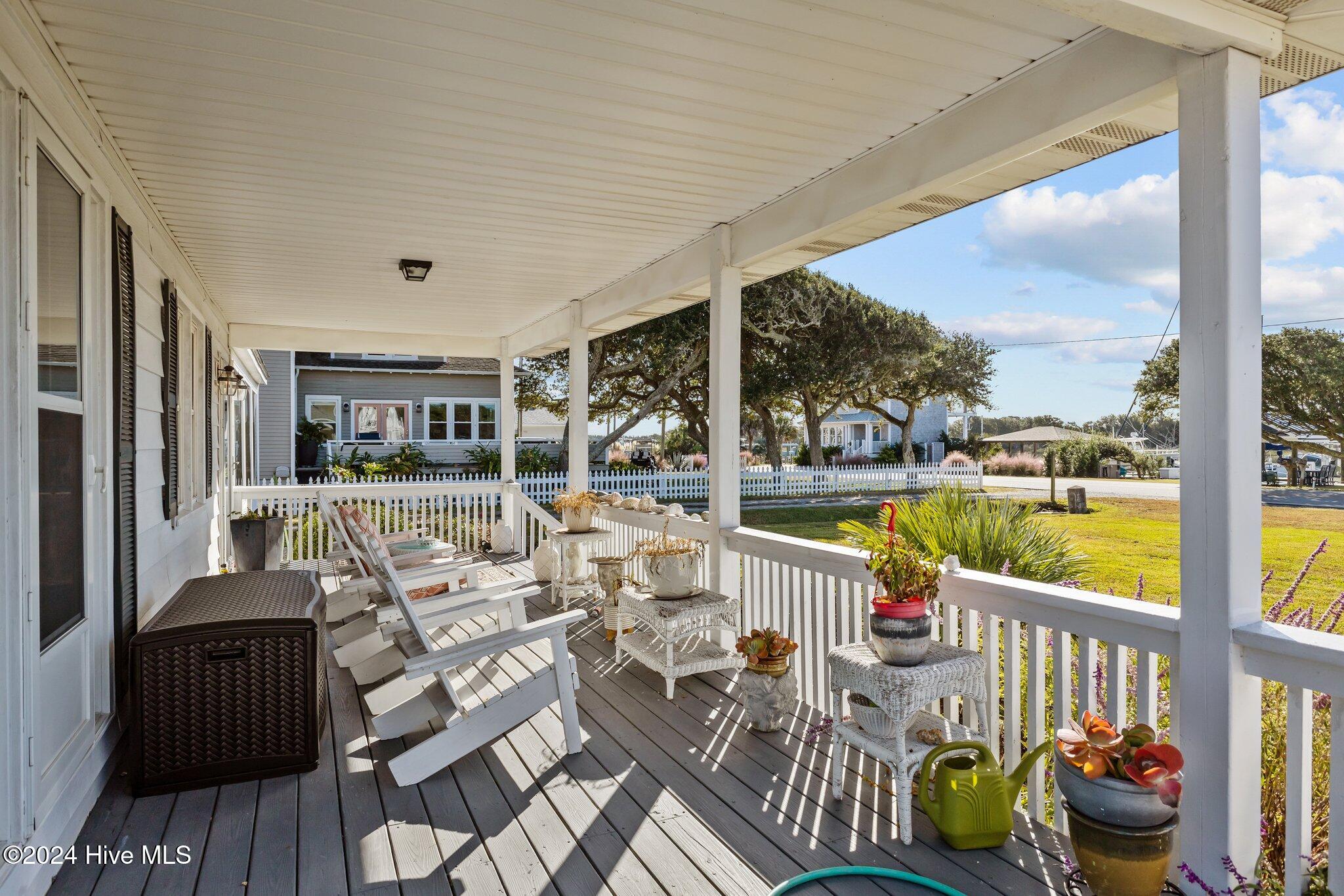 1701 Front Street Beaufort, NC 28516 - Photo 25 of 39 29-web-or-mls-1S3A1136