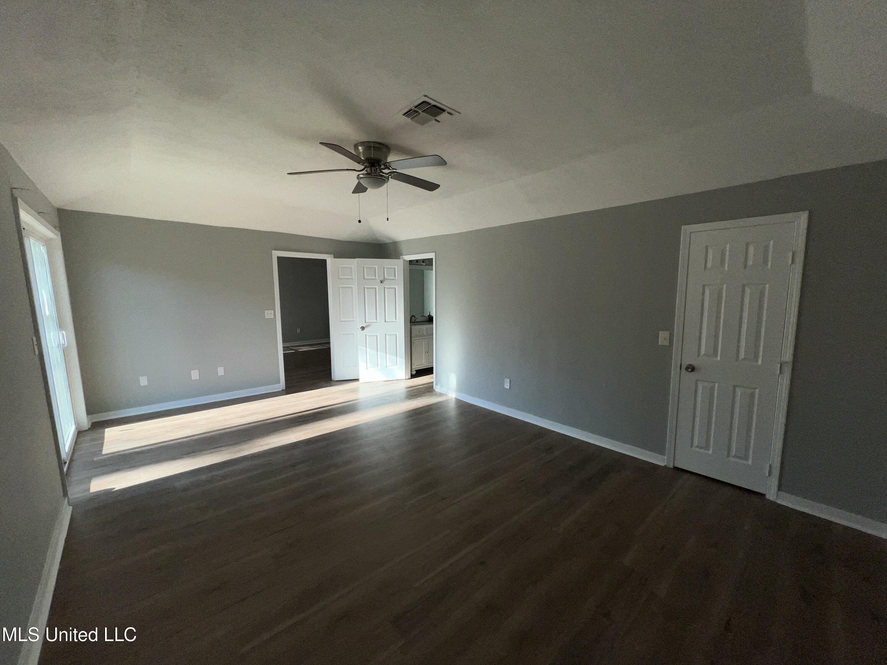 8 Ridgeway Place Clinton, MS 39056 - Photo 12 of 12 IMG_20260220_124928