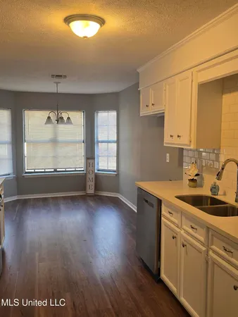 $279,500 | 8 Ridgeway Place, Clinton, MS 39056