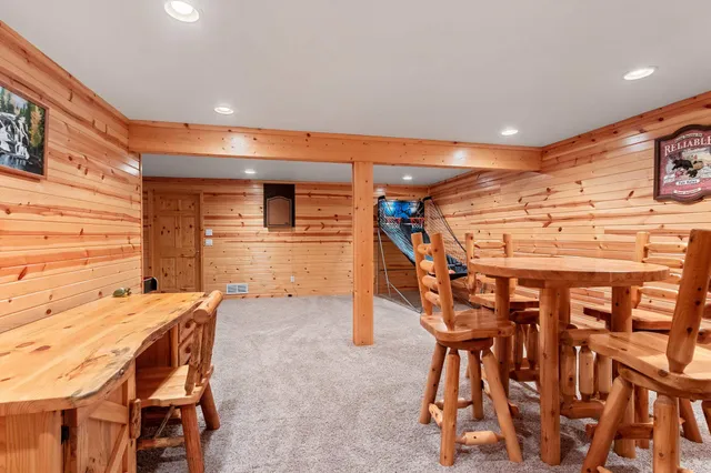 $619,900 | 9410 Memory Lane, Neenah, WI 54956