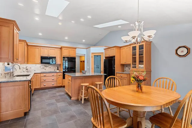 $619,900 | 9410 Memory Lane, Neenah, WI 54956