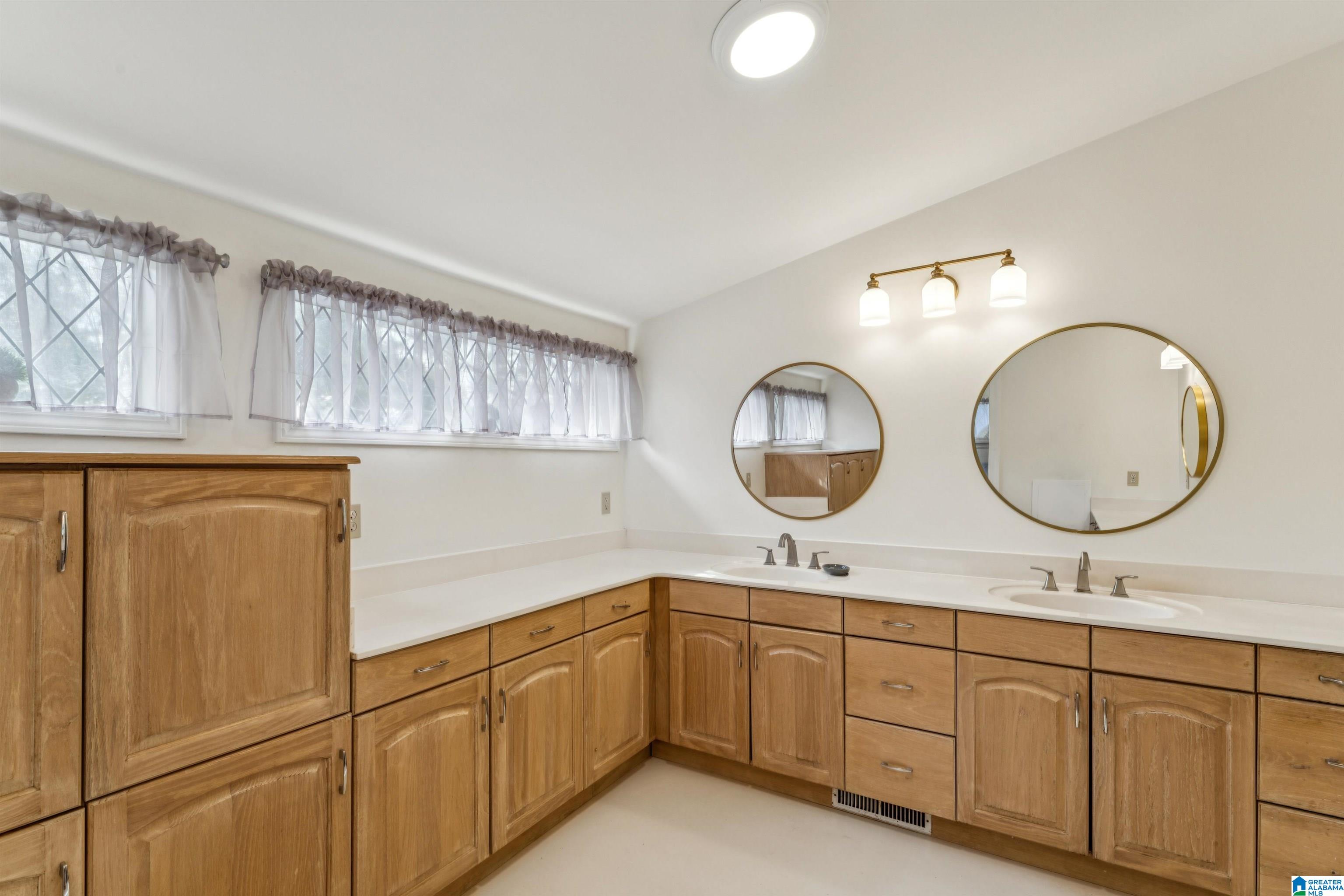 504 4th Avenue West Oneonta, AL 35121 - Photo 49 of 68
