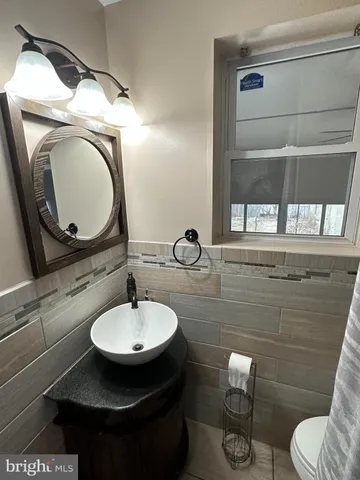 $339,900 | 119 Folcroft Avenue, Folcroft, PA 19032