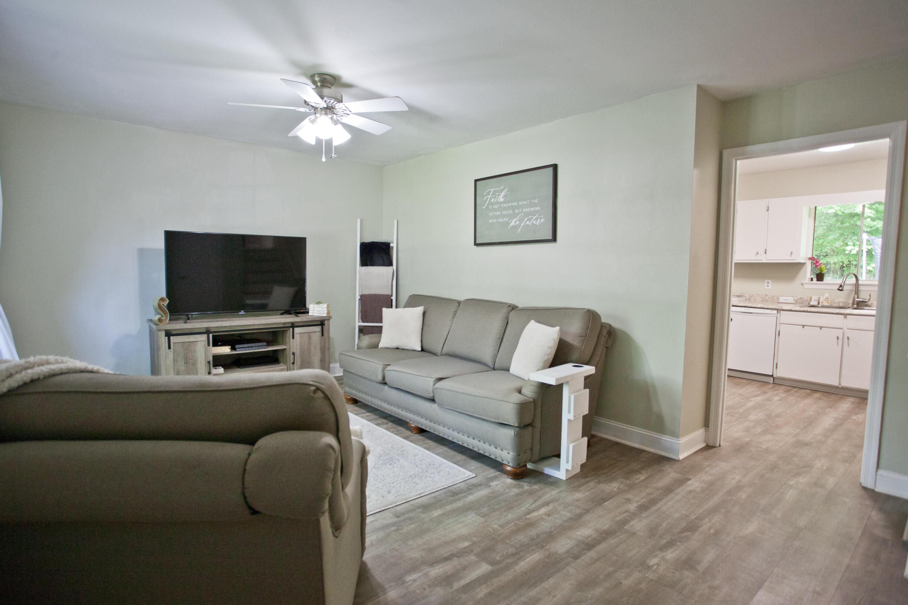 6427 Grubb Road Hixson, TN 37343 - Photo 5 of 48 IMG_8949