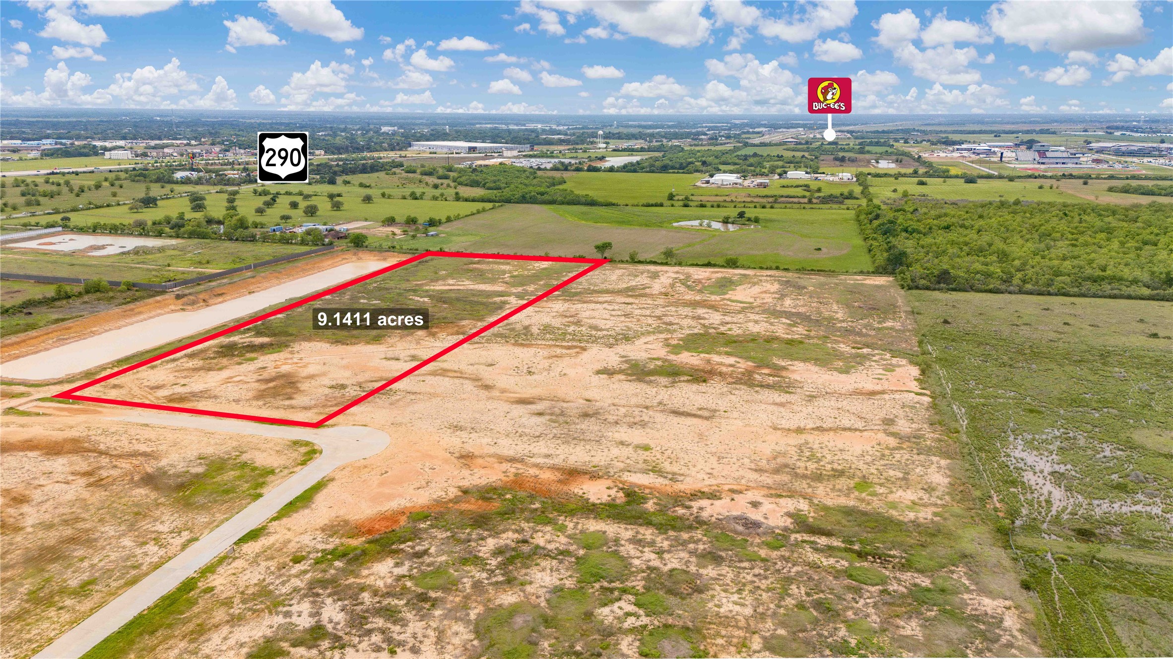 9.1414 Binford Rd/fm 2920 Road Waller, TX 77484 - Photo 2 of 7 swimming pool view with an ocean view