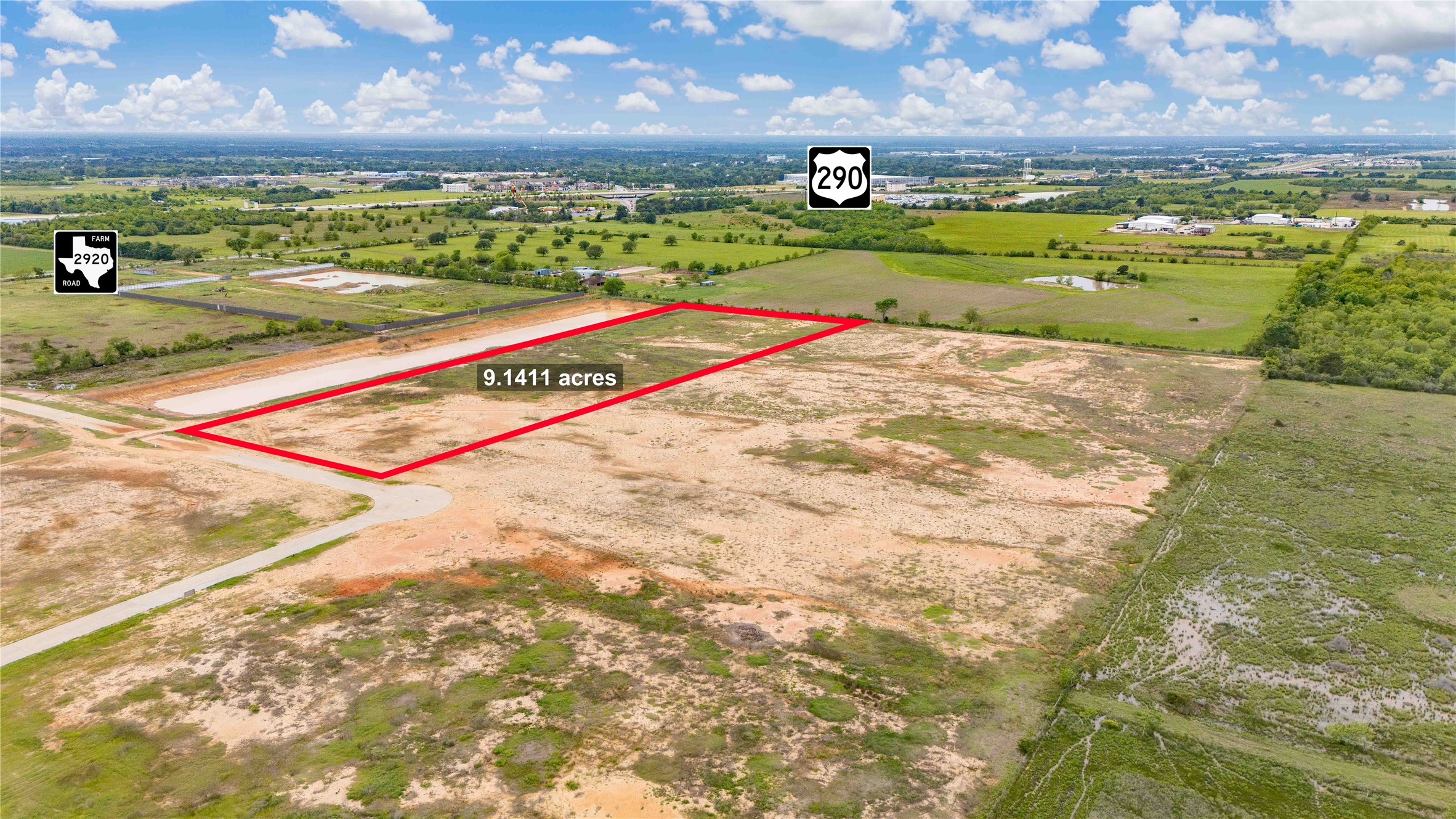 9.1414 Binford Rd/fm 2920 Road Waller, TX 77484 - Photo 3 of 7 a view of an outdoor space and tennis court