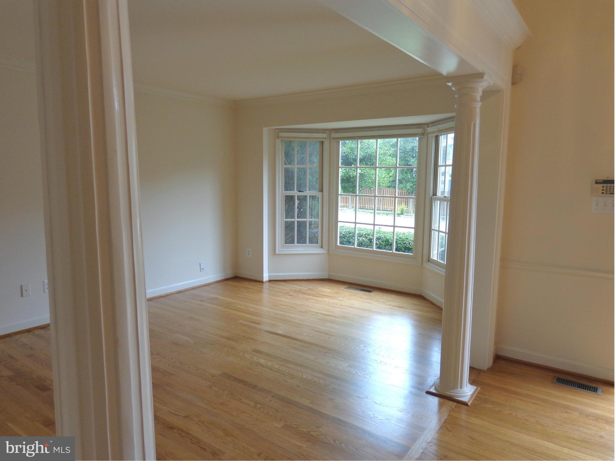 2058 Madrillon Road Vienna, VA 22182 - Photo 3 of 25 Living Room