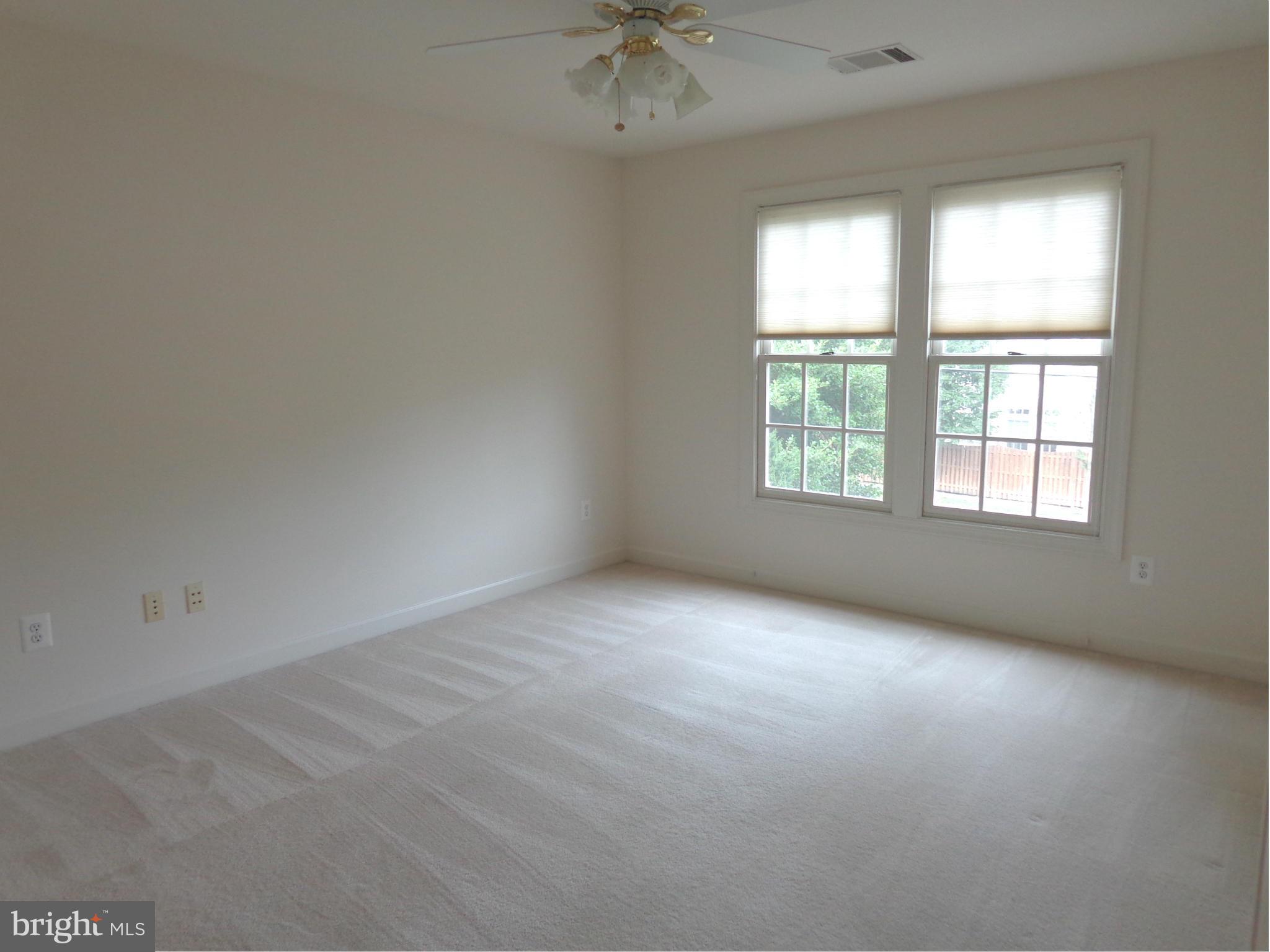 2058 Madrillon Road Vienna, VA 22182 - Photo 22 of 25 Bath