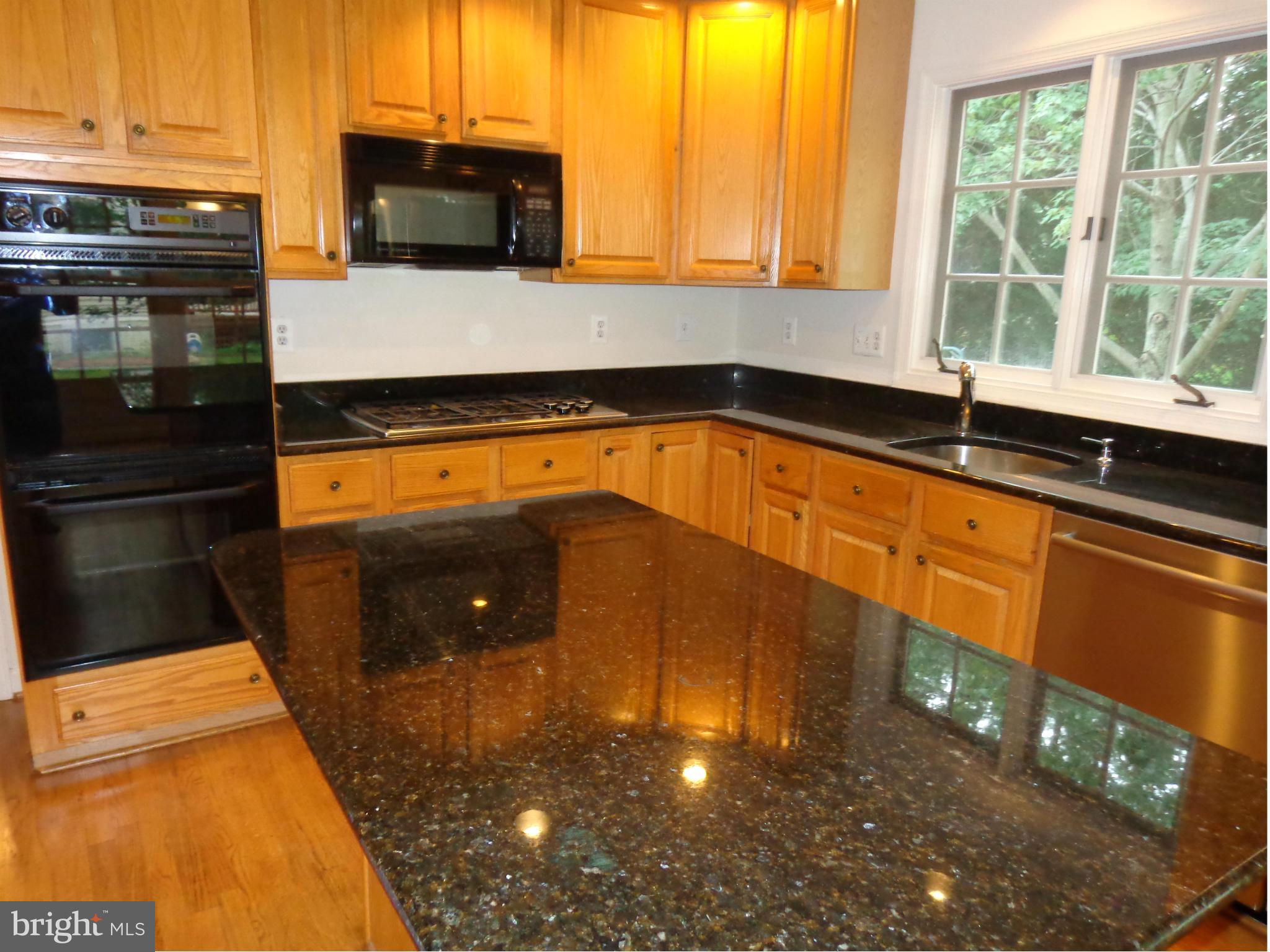 2058 Madrillon Road Vienna, VA 22182 - Photo 8 of 25 Kitchen