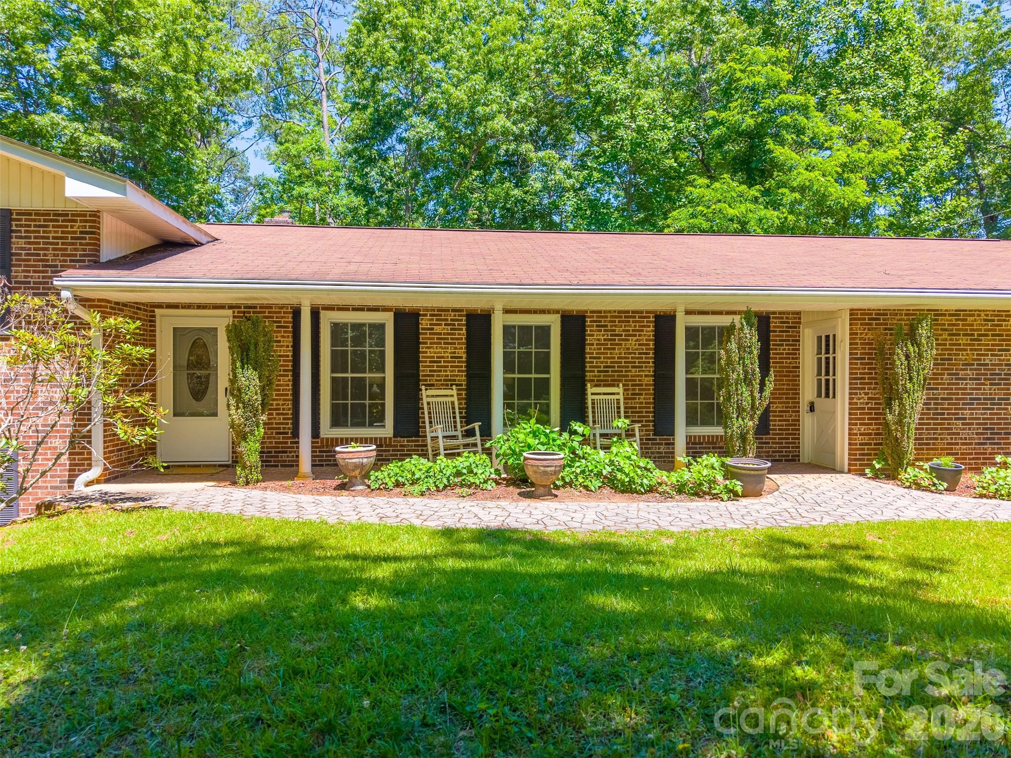 1747 University Heights Road Cullowhee, NC 28723 - Photo 4 of 45 Gallery Image 4