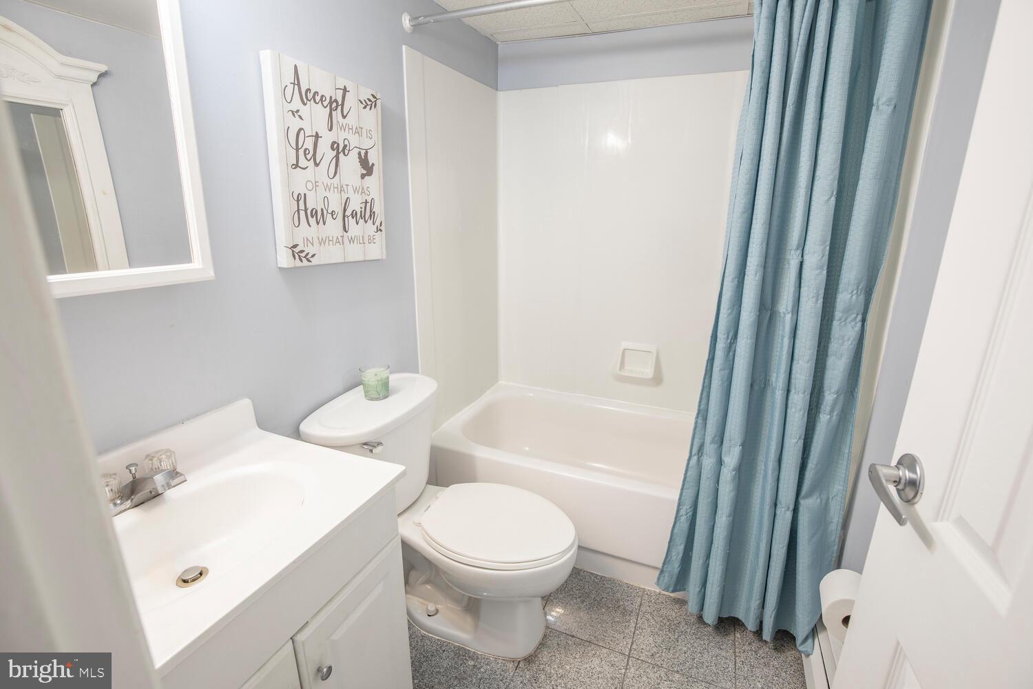 1575 West Street Road, Unit 626 Warminster, PA 18974 - Photo 15 of 22 a bathroom with a sink toilet and bathtub