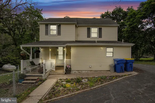 $282,900 | 74 Beechcliff Drive, Carlisle, PA 17015