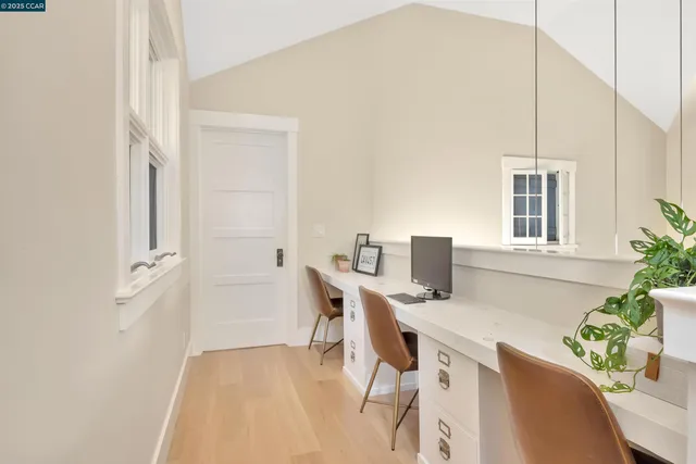 $3,595,000 | 935 Reliez Station Road, Lafayette, CA 94549