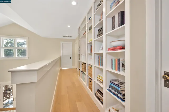 $3,595,000 | 935 Reliez Station Road, Lafayette, CA 94549