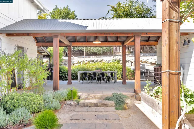 $3,595,000 | 935 Reliez Station Road, Lafayette, CA 94549