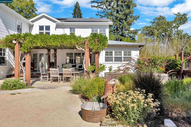 $3,595,000 | 935 Reliez Station Road, Lafayette, CA 94549