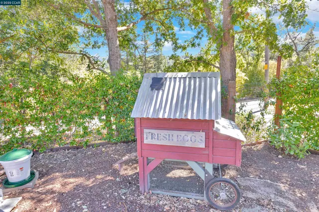 $3,595,000 | 935 Reliez Station Road, Lafayette, CA 94549