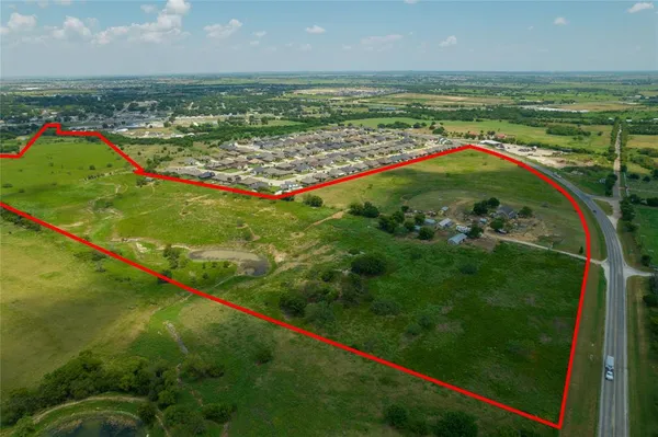 $2,163,178 | 9501 Farm To Market Road 2331, Godley, TX 76044