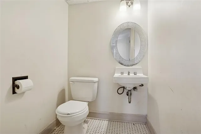 $269,900 | 621 Bouny Street, New Orleans, LA 70114