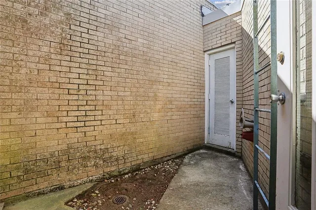 $269,900 | 621 Bouny Street, New Orleans, LA 70114
