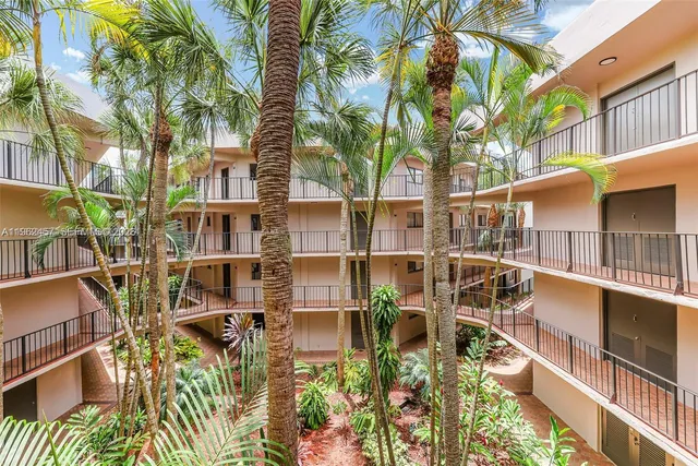 $2,600 | 8500 Southwest 133rd Avenue Road, Unit 423, Miami, FL 33183