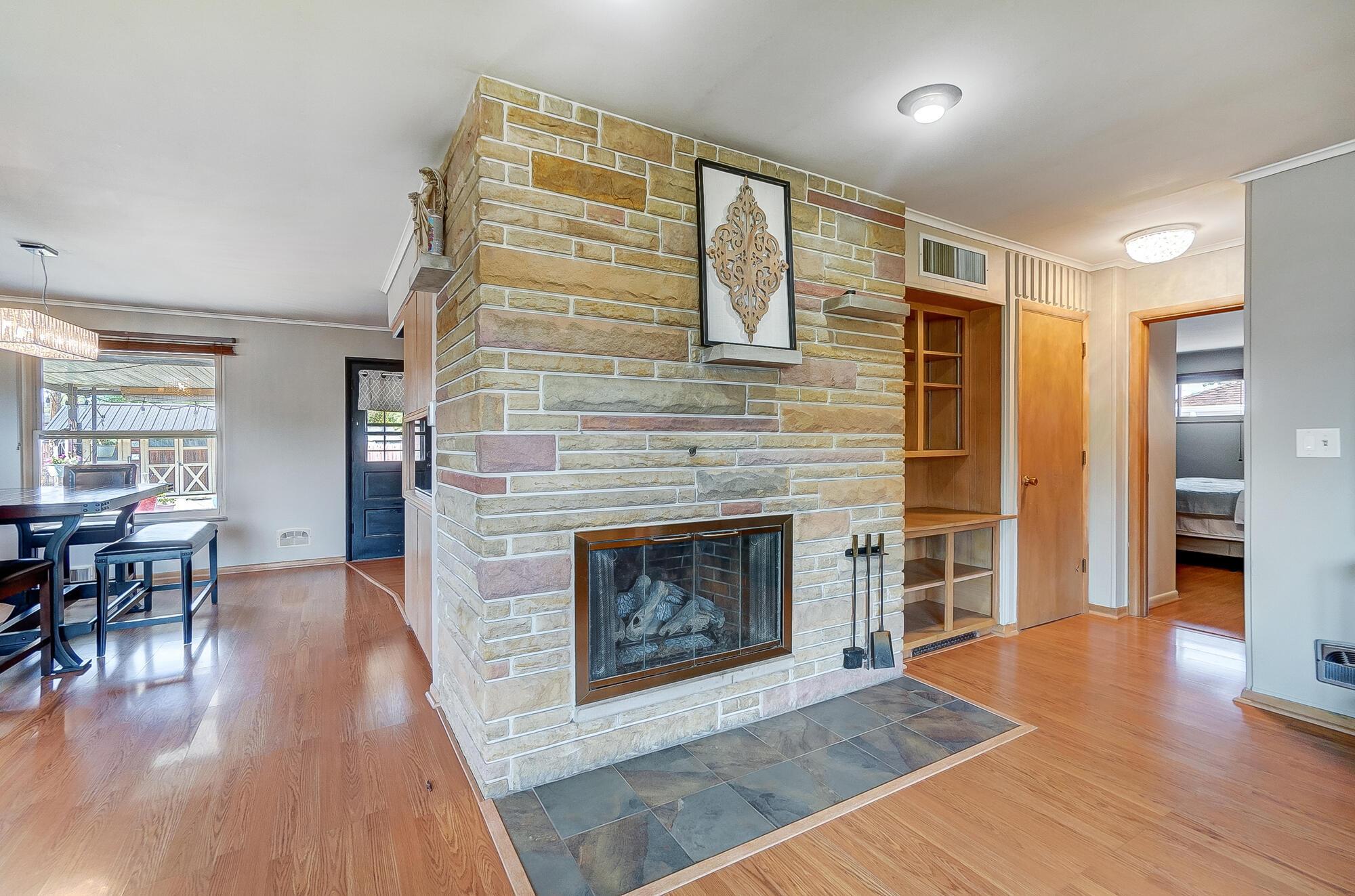 767 Salisbury Road Columbus, OH 43204 - Photo 9 of 44 009