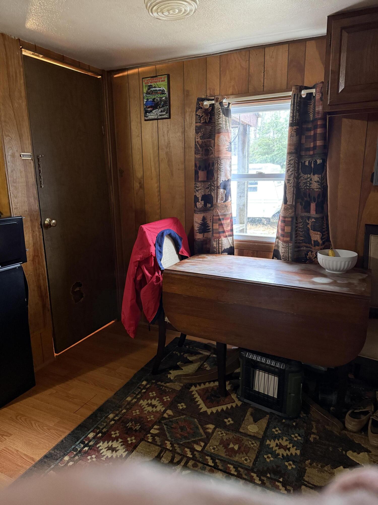 299-303 Hebron Road Paris, ME 04281 - Photo 13 of 23 303 Dining Rm