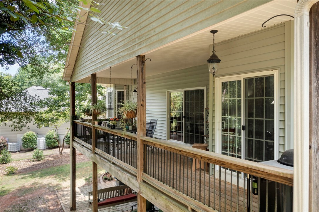 521 Ivy Spring Court Seneca, SC 29678 - Photo 12 of 33 Gallery Image 12