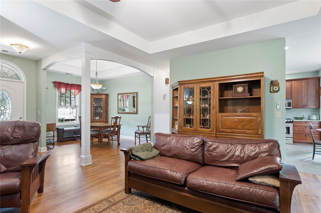 521 Ivy Spring Court Seneca, SC 29678 - Photo 6 of 33 Gallery Image 6