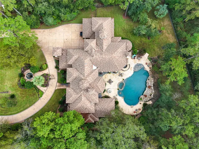 $3,220,000 | 23 Villeroy Way, The Woodlands, TX 77382