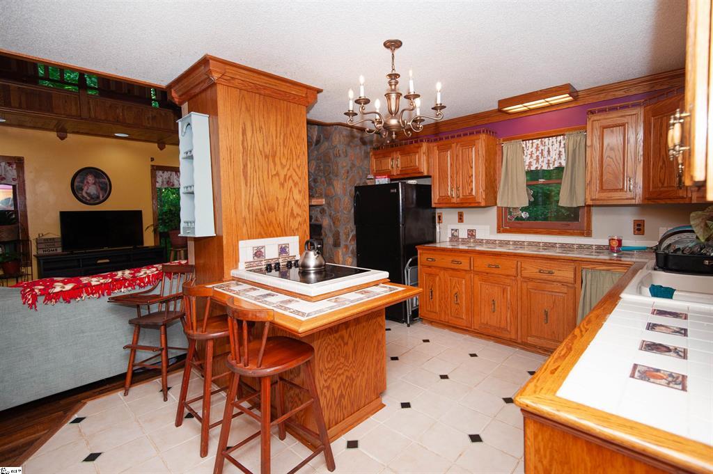 198 Dry Lake Road Cleveland, SC 29635 - Photo 14 of 21