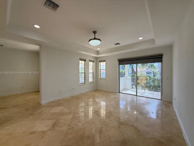 $14,300 | 996 Sanibel Drive, Hollywood, FL 33019