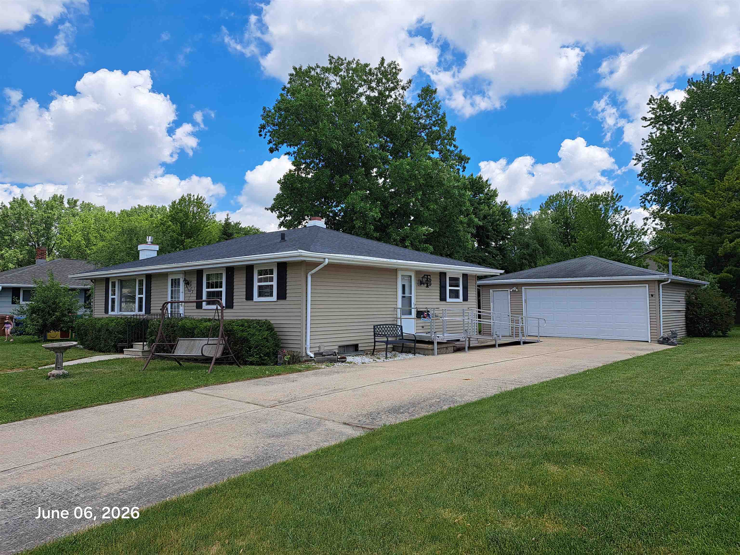 1121 Calder Street Menasha, WI 54952 - Photo 16 of 16