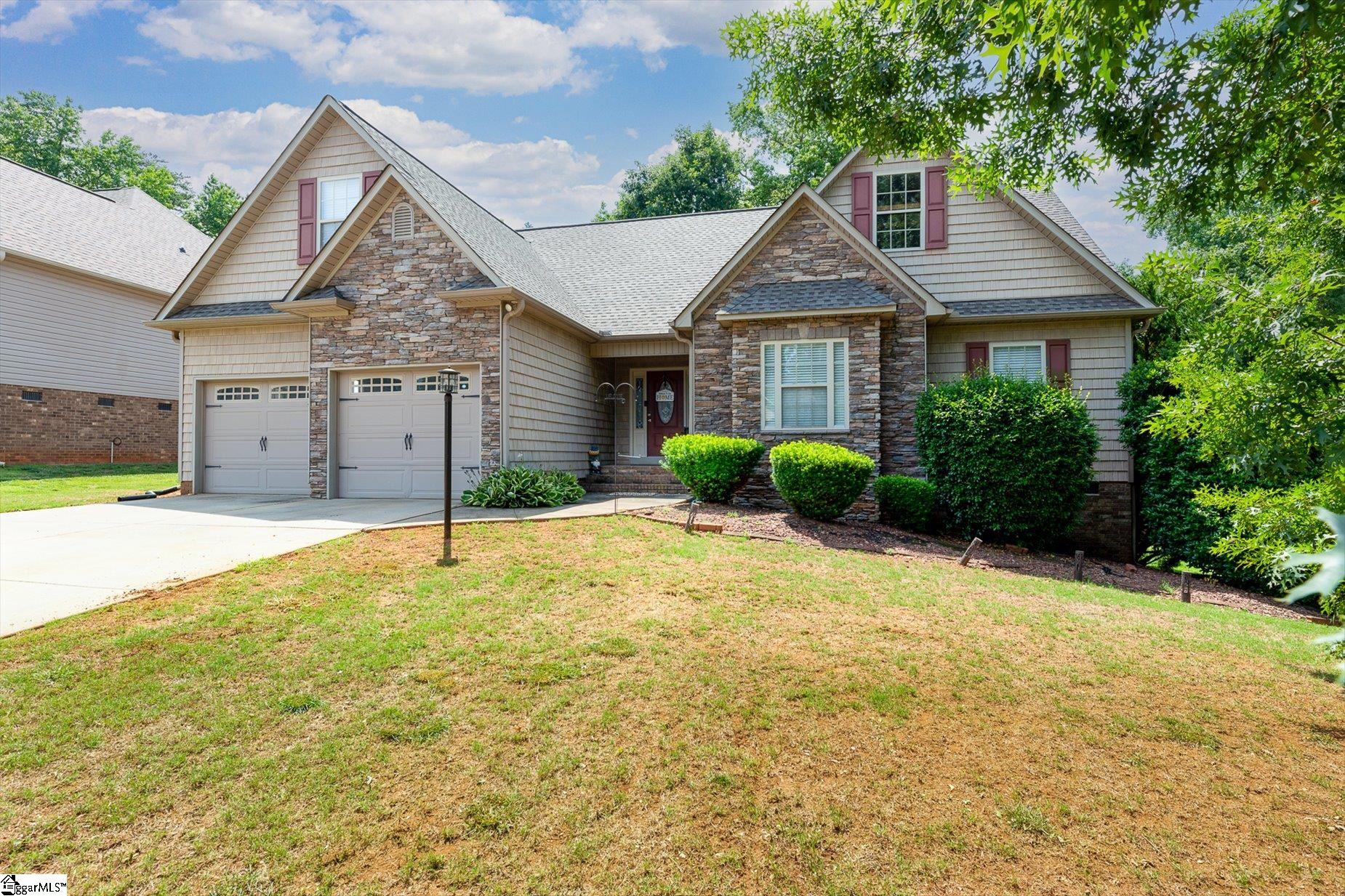 707 Secretariat Drive Boiling Springs, SC 29316 - Photo 3 of 42 Gallery Image 3