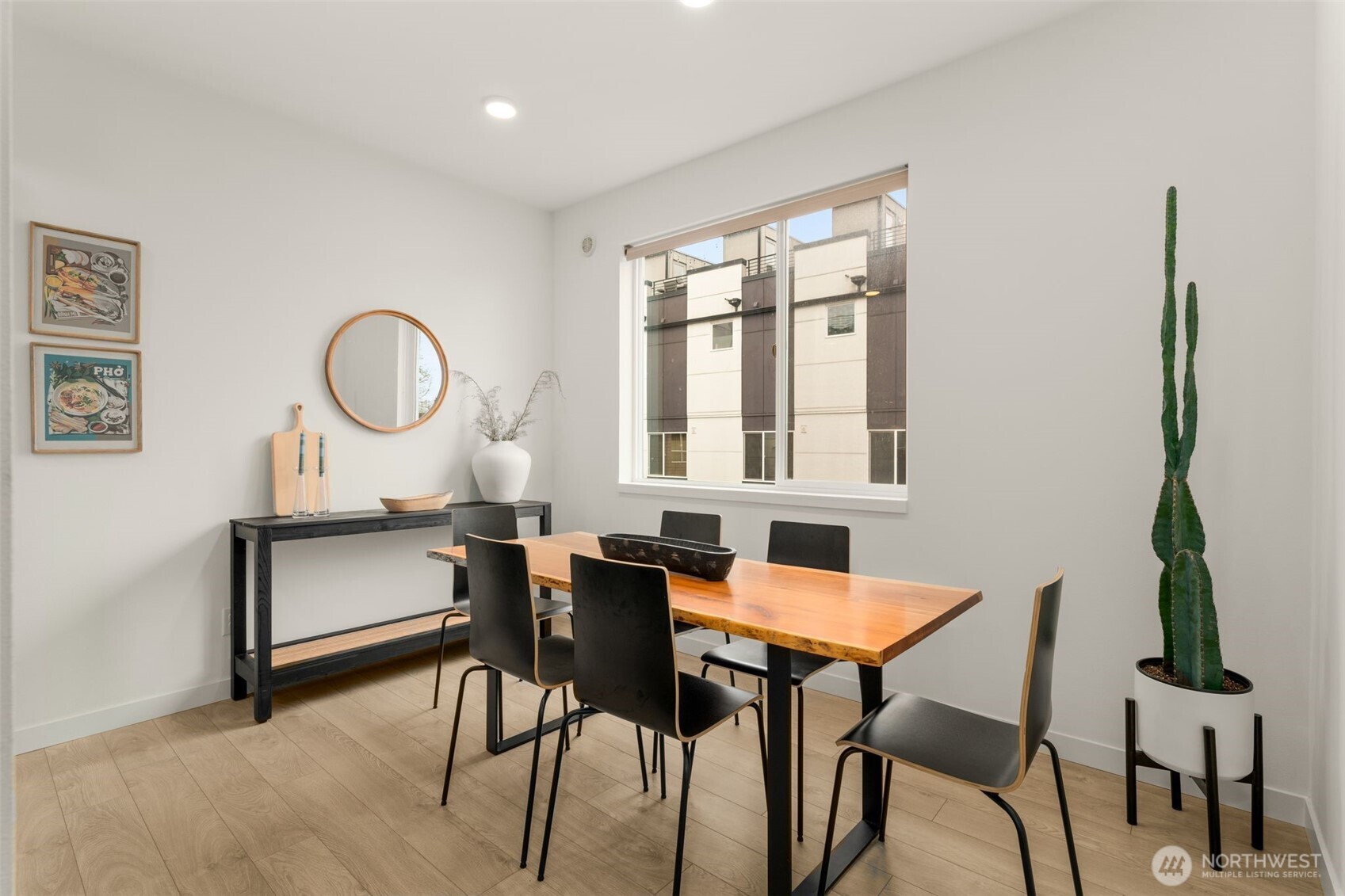 1638 20th Avenue, Unit B Seattle, WA 98122 - Photo 13 of 36