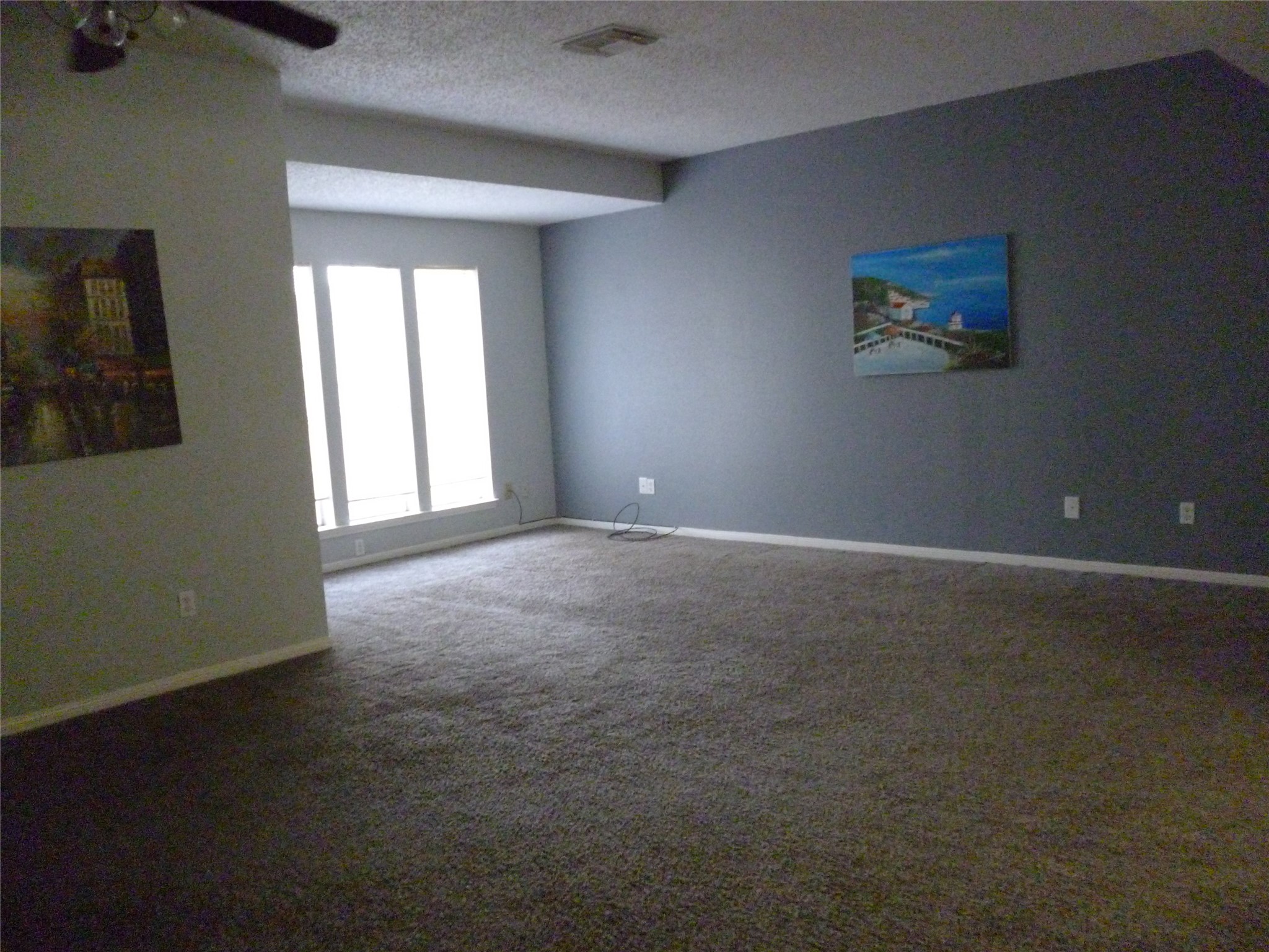 3243 Battle Ridge Lane Sugar Land, TX 77479 - Photo 21 of 34 a view of an empty room with a window