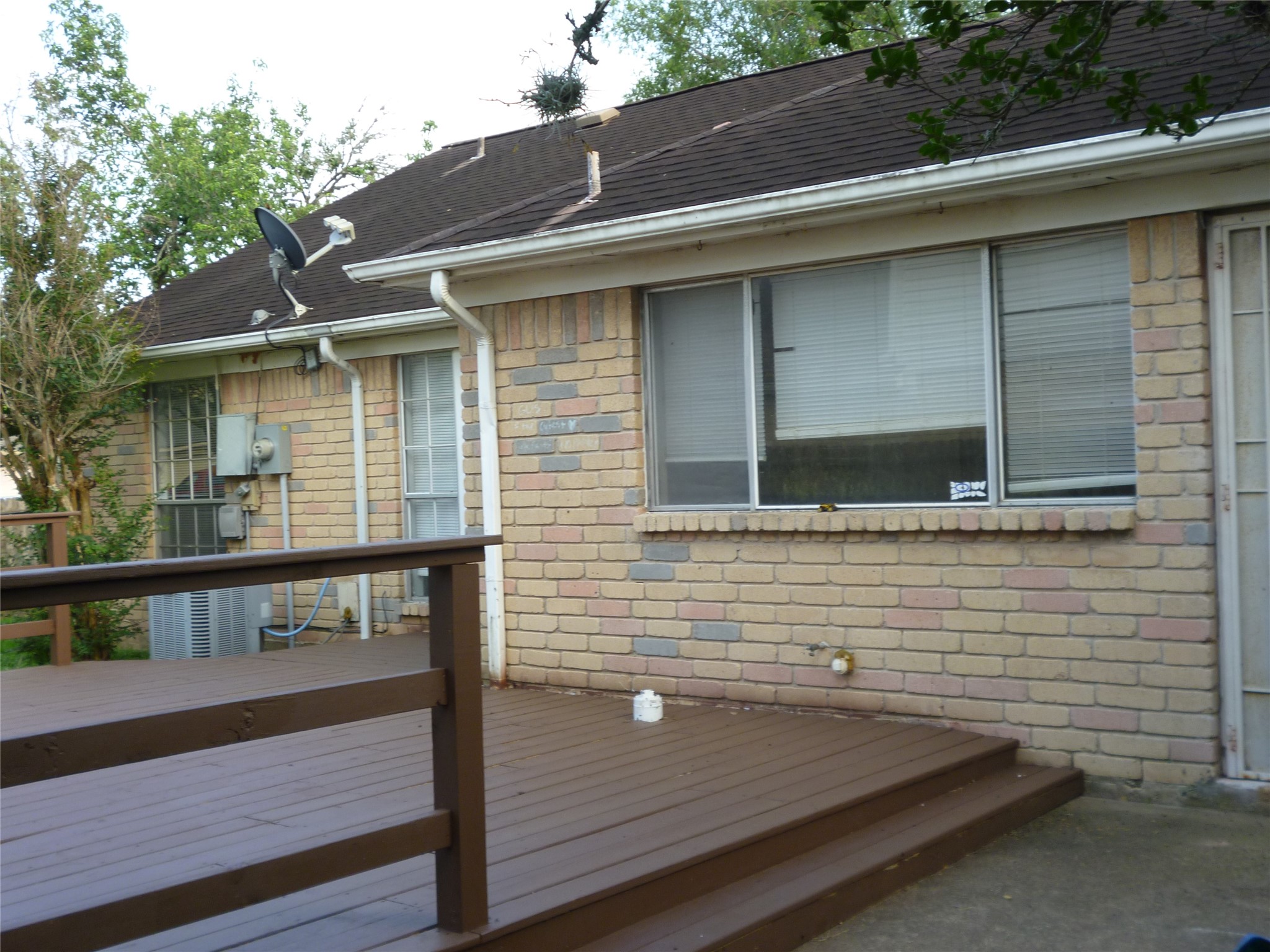 3243 Battle Ridge Lane Sugar Land, TX 77479 - Photo 28 of 34 a front view of a house with street