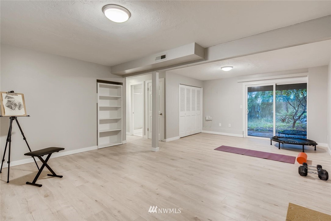 1004 Harvest Road Bothell, WA 98012 - Photo 18 of 22